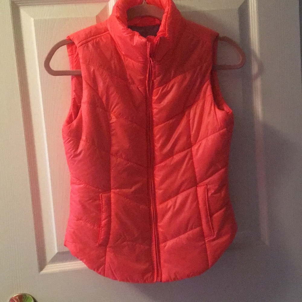 Aeropostale vest